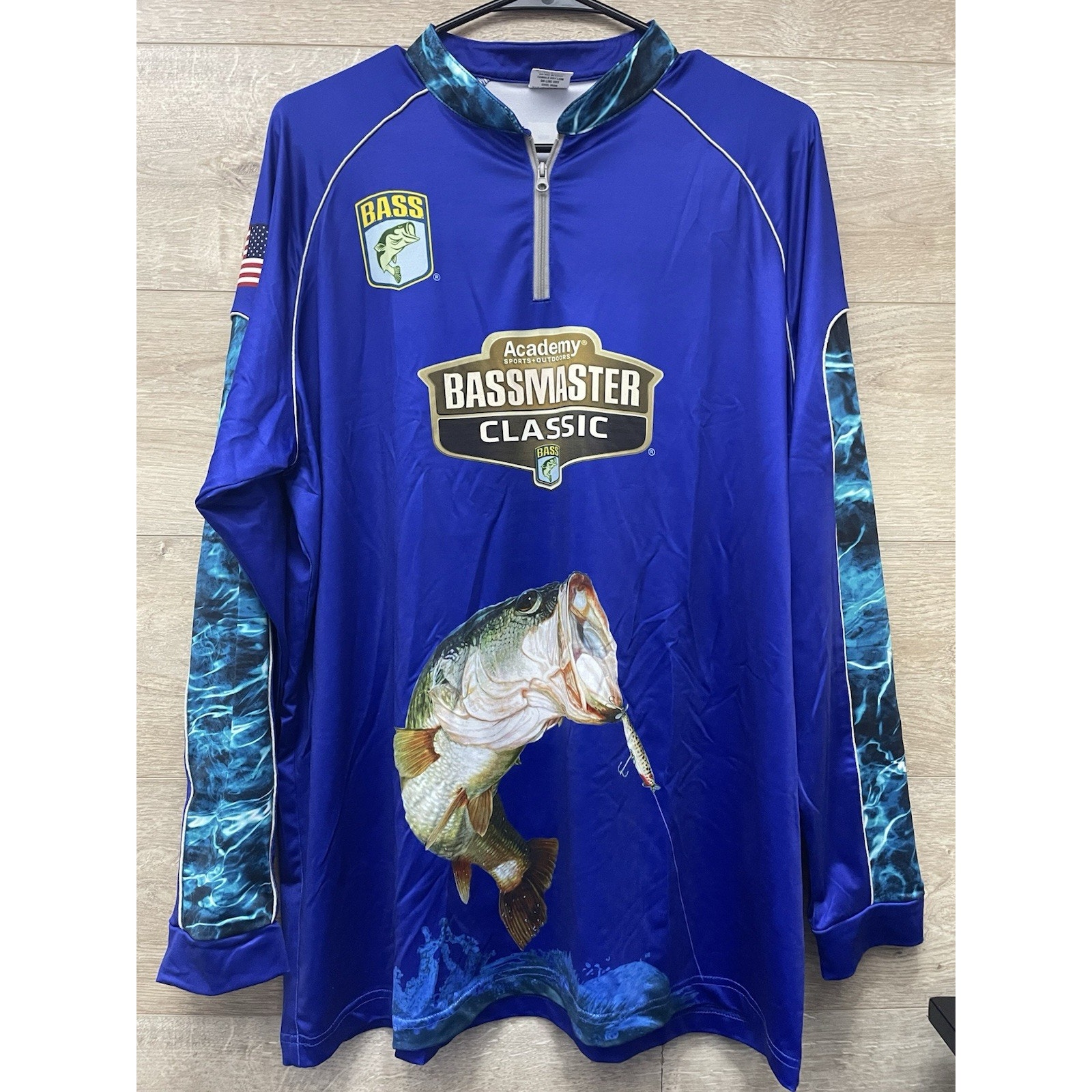 B.A.S.S. Bassmaster Classic Blue 1/4 Zip Fishing Jersey Size Medium M